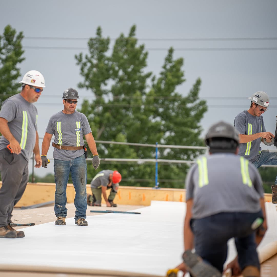 commerciale-plusieurs-employesjpg