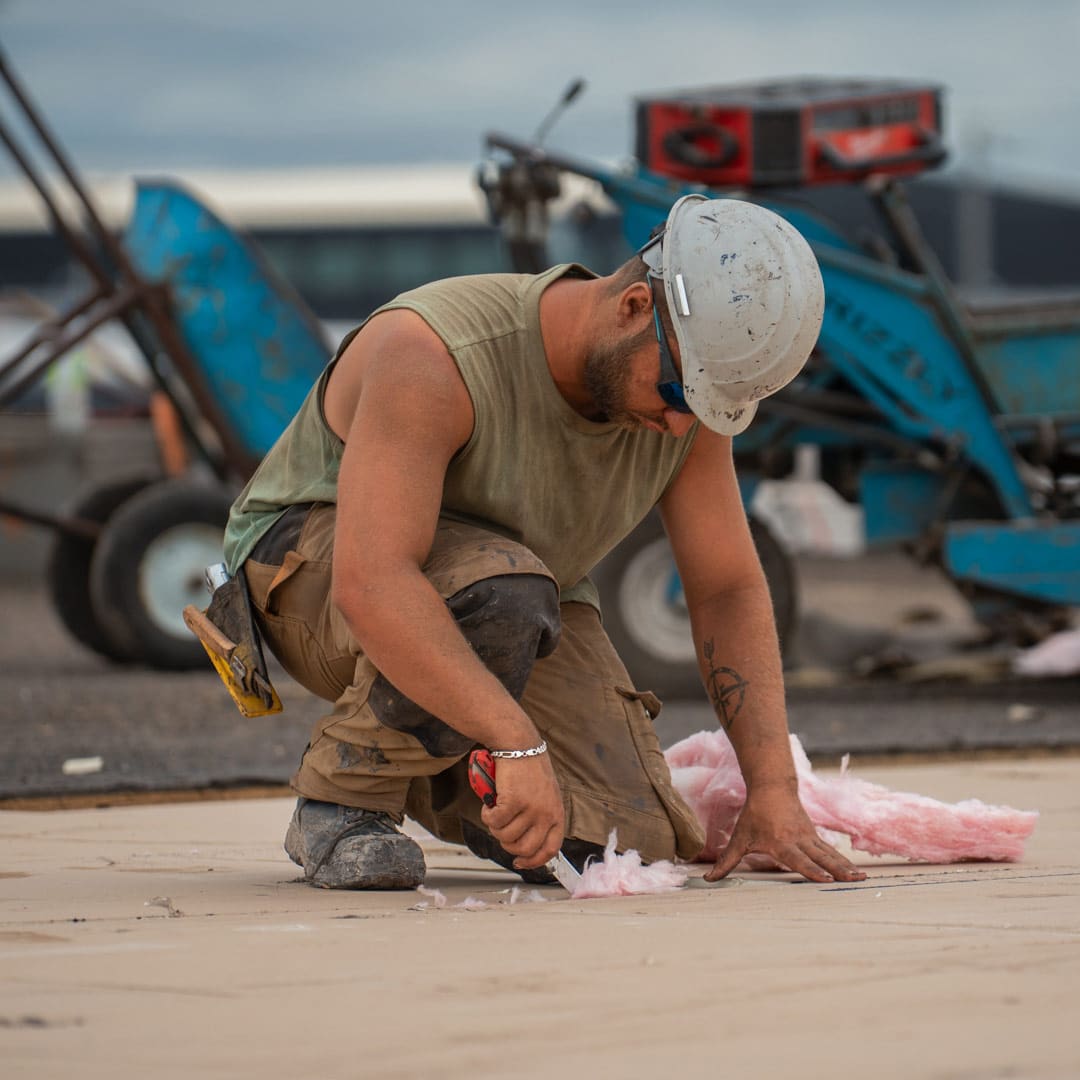 commerciale-travaille-homme
