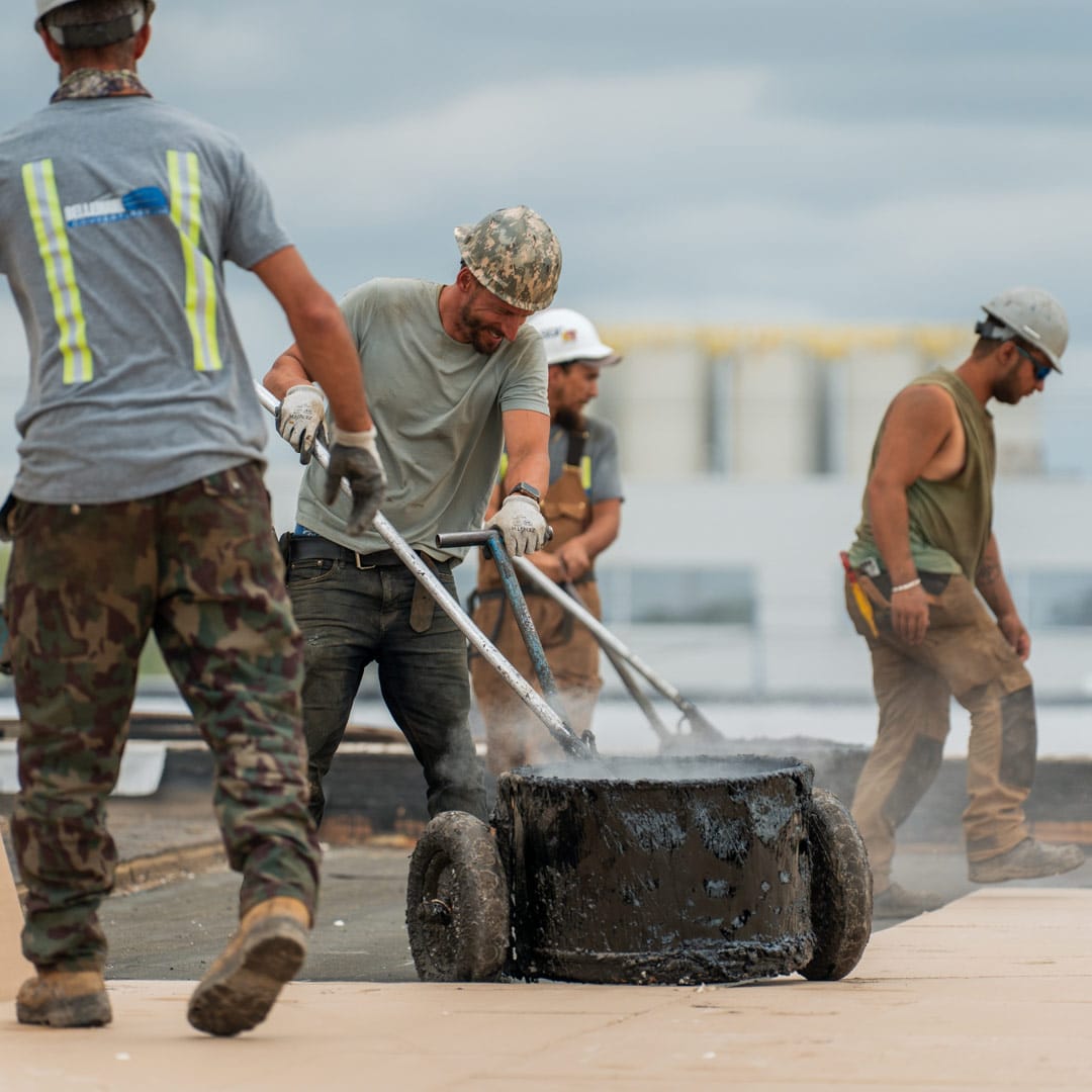 commerciale-travailleurs-toit