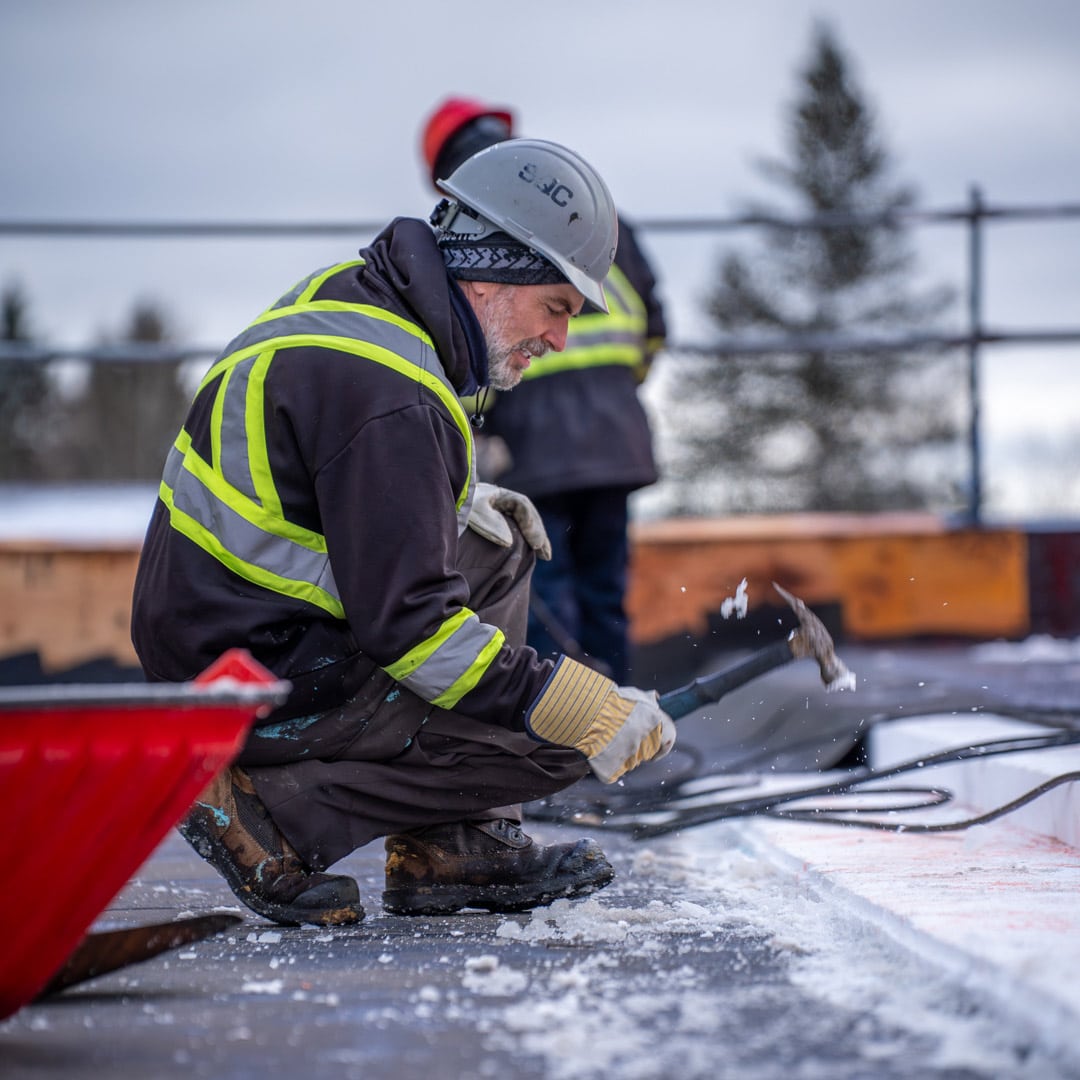 refection-toiture-commerciale-hiver-08