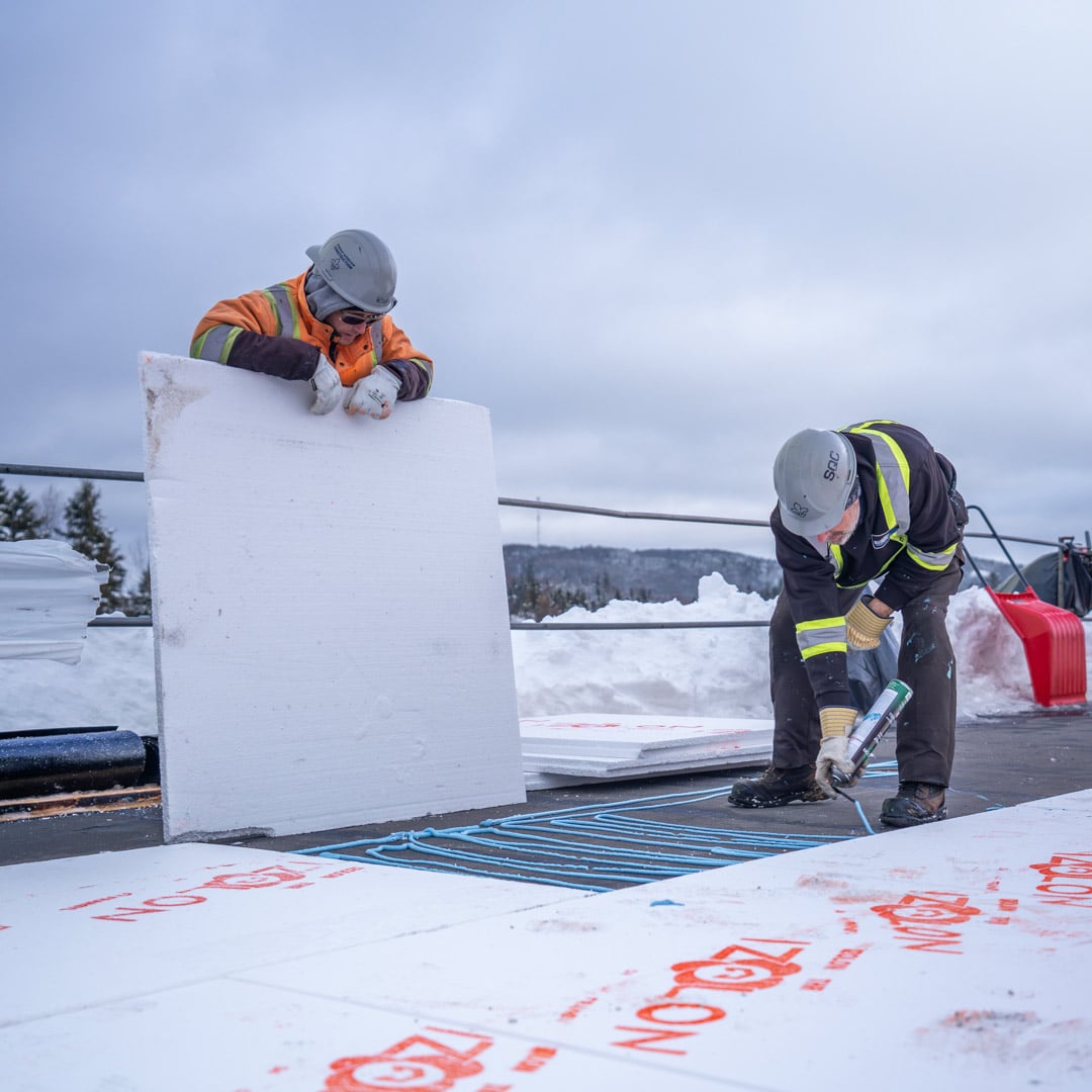 refection-toiture-commerciale-hiver-1