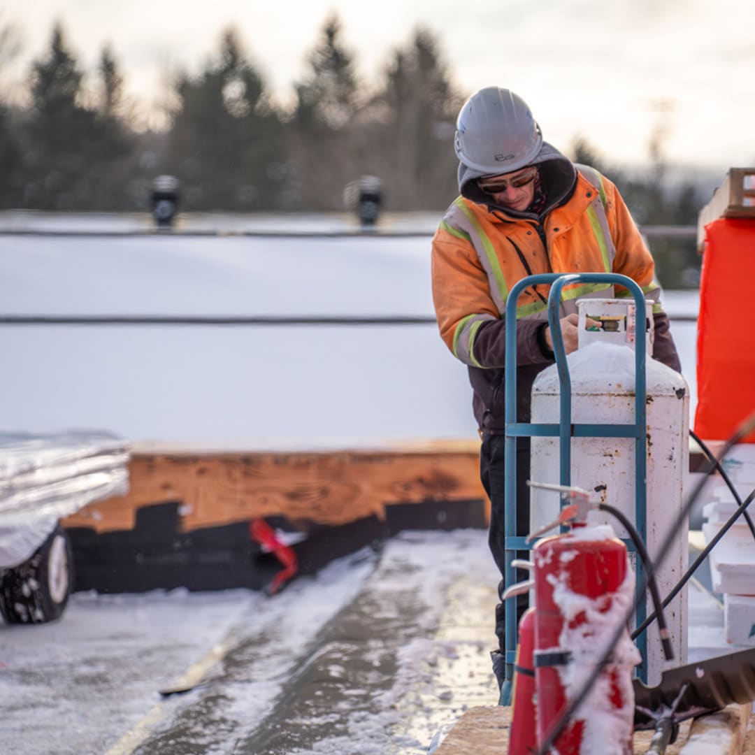 refection-toiture-commerciale-hiver-17